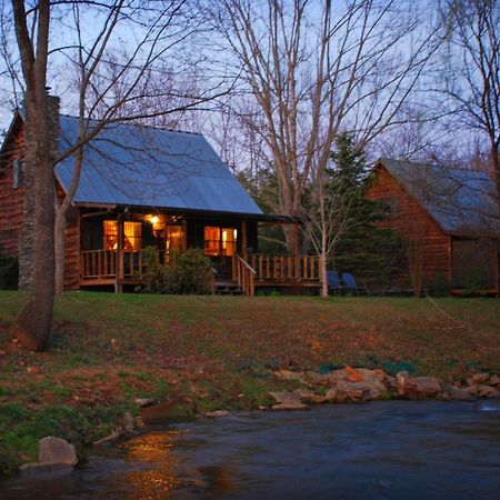 Mountain Springs Cabins Candler Экстерьер фото