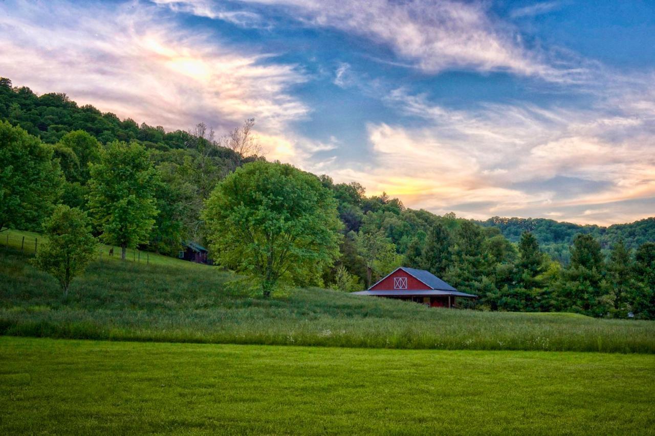 Mountain Springs Cabins Candler Экстерьер фото